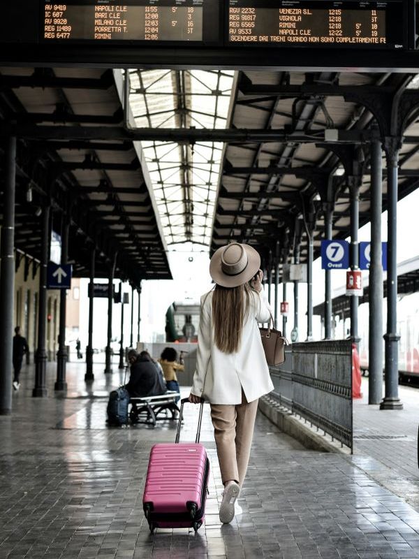 Airport Terminal600x800